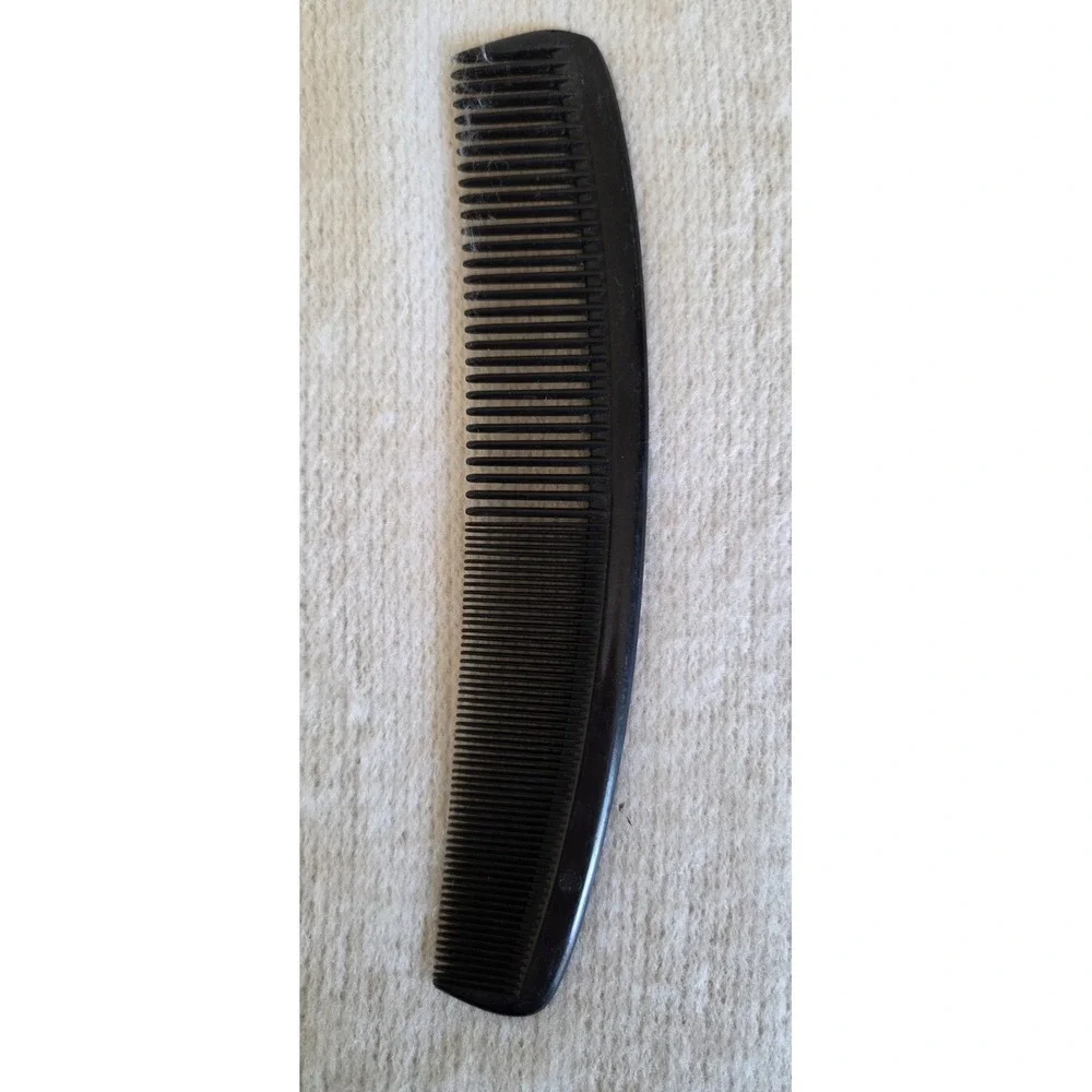 Lot of 9 Hairdressing Combs & Styling Tools‎ – Rat Tail, Tint Brushes, Wide/Fine